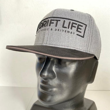 50 Custom Deluxe Snapbacks